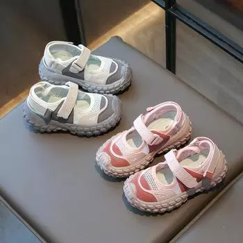 2024 Детские повседневные спортивные сандалии, летние новые школьные кроссовки для девочек, модные сетчатые вырезы, детские нескользящие сандалии для мальчиков 26 серый