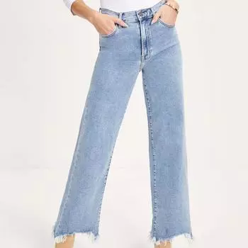 Европейские и американские летние новые женские джинсовые брюки с неровными кисточками внизу, простые и повседневные широкие брюки для женщин 2024 года S синий