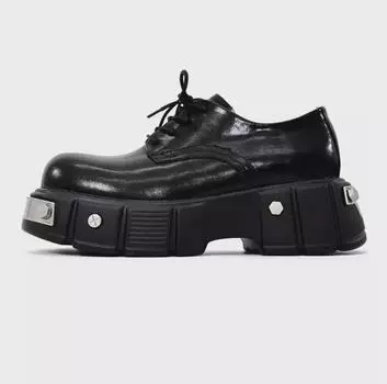 2024 Европейская и Американская тенденция тяжелой промышленности Обувь из коровьей кожи с металлическими заклепками 37 (Men) / 39 (Women)