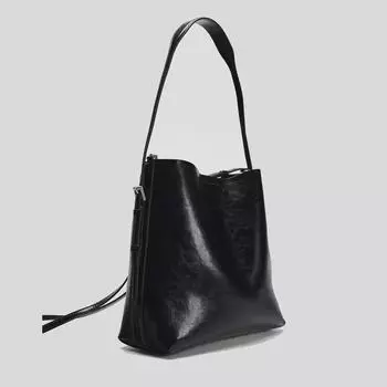 Осень 2024 г., женская стильная черная водонепроницаемая сумка-ведро через плечо и с двумя ремнями 24cm x 11cm x 27cm чёрный