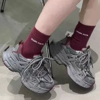 2024 Fashion New Women s Thick-soled Round-Toe Mesh Lightweight Anti-Slip Breathable Casual and Comfortable Women s Sports Shoes 35 чёрный