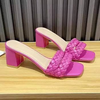 2024 foreign trade summer new European and American style one-word women s fashion large size square head thick high-heeled slippers 35 белый