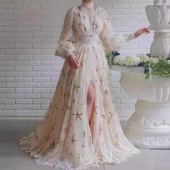 2024 г. Платье из шифона с пайетками, рукавами-фонариками, высоким воротником и разрезом Large бежевый