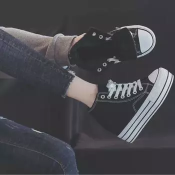 2024 г. Женские модные высокие парусиновые туфли на платформе 10 см - Классические кроссовки на шнуровке в корейском стиле 38 чёрный