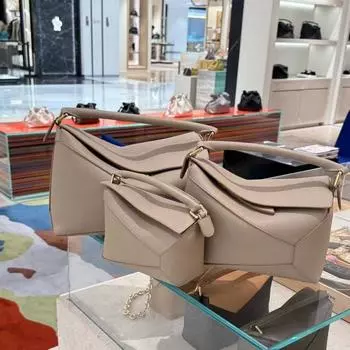 2024 Геометрическая мини-кожаная сумка-подушка через плечо/женская сумка Mini 18cm