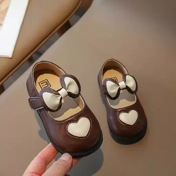 2024 Girls Leather Shoes Love Color Matching Cute Kids Fashion Casual Shoes Drop Shipping Simple Children Loafers Drop Shipping 21 коричневый