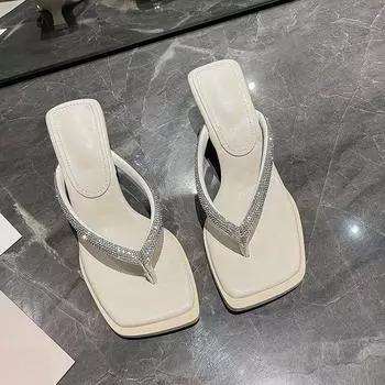 2024 Glitter Rhinestone Slides Women Shiny Low Heel Slippers Mules Shoes Fashion Square Toe Summer Clip Toe Sandals Flip Flops 35 бежевый