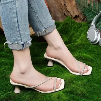 2024 года, летняя новая европейская и американская мода, односложные женские туфли большого размера с квадратной головкой и толстым каблуком 34