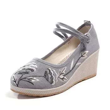 2024 Горячая женская обувь на плоской подошве в национальном стиле в стиле ретро, весна-лето, изысканная модная обувь с вышивкой, горячая повседневная женская обувь 35 зелёный