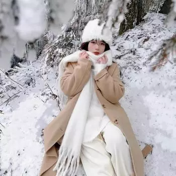 2024 Home Style Однотонный шарф из искусственного кашемира — мягкая, теплая шаль карамельного цвета для студентов и пар ярко-красный