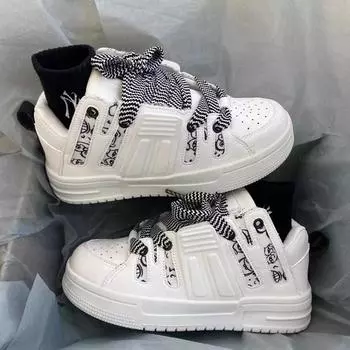 2024 Ins для мужчин и женщин с толстой подошвой и такими же шикарными дышащими туфлями в стиле ретро в стиле ретро 36