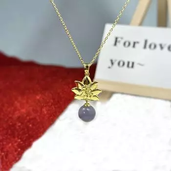 «2024 Элегантное ожерелье с подвеской в виде лотоса: Модная роскошная ключичная цепочка в национальном стиле с изящным цветочным узором. золотой