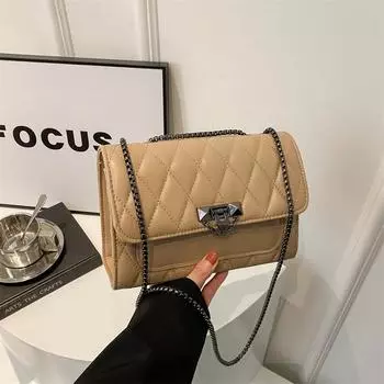 2024 Корейская версия Универсальная сумка через плечо Модная сумка через плечо с ромбовидной цепочкой Простая текстура Замок Маленькая квадратная сумка белый