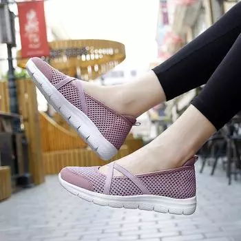 2024 летние и осенние туфли ленивые женские туфли одинарные повседневные туфли на плоской подошве для вождения женская обувь больших размеров модные бахилы 35 чёрный