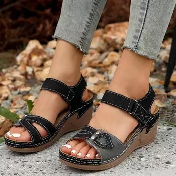 2024 летние новые ретро женские сандалии с дырочками на толстой подошве большого размера с круглым носком удобные женские сандалии 36 чёрный
