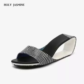 2024 Летние новые тапочки, сексуальные женские сандалии, туфли на танкетке, женские тапочки с полым каблуком 6 см, повседневные пляжные шлепанцы, дизайнерская женская обувь 34