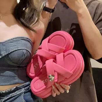 2024 летние новые женские тапочки женская верхняя одежда кросс-платформенные пляжные сандалии повседневная фея ветер усиливающая женская обувь 35 чёрный