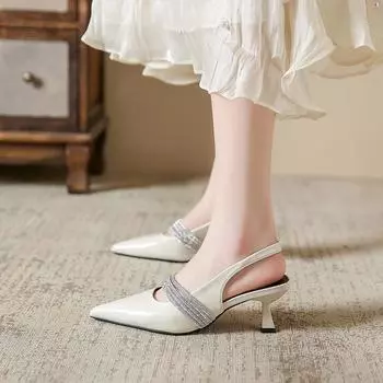 2024 Летние женские туфли на высоком каблуке с острым носком и неглубокой горловиной, модные однотонные женские босоножки Baotou с пряжкой в одну линию 35 серебряный