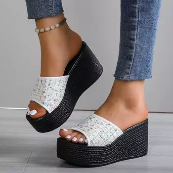 2024 летняя модная верхняя одежда тапочки бисквит женские рыбий рот открытый носок большой размер танкетка толстый каблук одно слово перетаскивание женские 34 белый