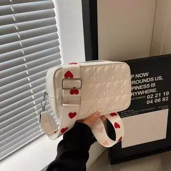 2024 летняя новая иностранная модная простая сумка через плечо женская сумка-мессенджер модная и популярная маленькая квадратная сумка для поездок на работу чёрный