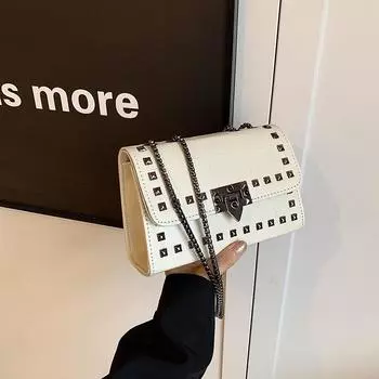 2024 летняя новая корейская версия персонализированной модной трендовой сумки-мессенджера модная маленькая квадратная сумка повседневная простая сумка через плечо чёрный