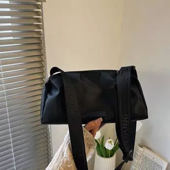 2024 летняя новая легкая сумка через плечо модная ретро сумка-мессенджер простая сумка для поездок на работу большая вместительная сумка-подушка чёрный