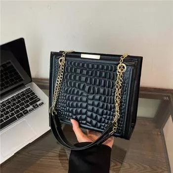 2024 летняя новая модная сумка через плечо в стиле ретро, большая вместимость, маленькая квадратная сумка, повседневная модная сумка для поездок на работу подмышкой чёрный