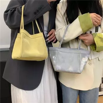 2024 летняя новая нишевая газонная посадка простая однотонная бархатная сумка-крыло, ручная модная женская сумка на одно плечо