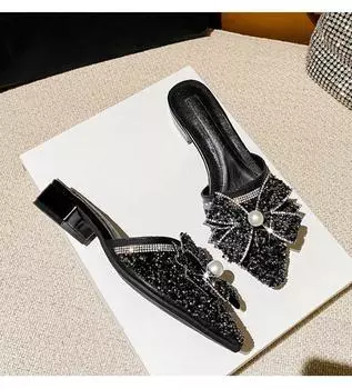 2024 Летняя новая обувь для женщин Красивые тапочки для девочек с бантом и жемчугом Повседневные сандалии для девочек на каблуках Мюли Туфли 35 чёрный