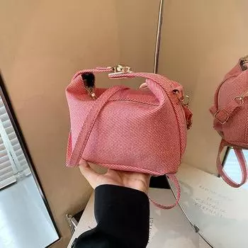 2024 летняя новая простая и модная портативная сумка нишевого дизайна повседневная сумка-подушка персонализированная сумка-мессенджер через плечо белый