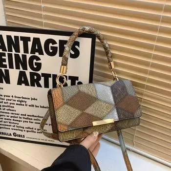 2024 летняя новая простая модная ретро маленькая сумка модная сумка через плечо женская новая модная маленькая квадратная сумка женская красный