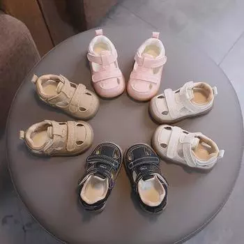 2024 Летняя обувь из кожи в стиле ретро для девочек: Сандалии с закрытым носком, дышащие, полые и мужская функциональная обувь 5 pairs Size 16-20