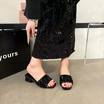 2024 Лето Новая мода квадратная голова Красочные пайетки Толстый каблук Средний каблук Тапочки Женская повседневная домашняя обувь 35 чёрный