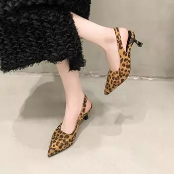 2024 Лето Новые остроносые однотонные простые неглубокие носки удобные женские сандалии с ремешком сзади 35 чёрный