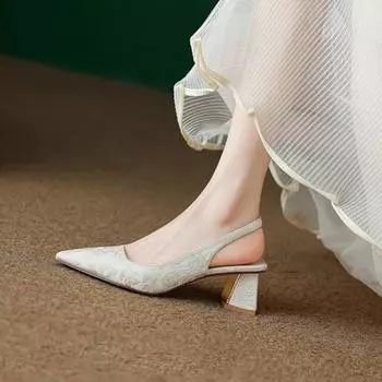 2024 Лето Новые туфли на высоком каблуке Женские сандалии Нескользящие уличные женские дизайнерские сандалии Сексуальные модные резиновые Элегантные женские каблуки 35 чёрный