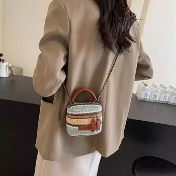 2024 мини-соломенная плетеная маленькая квадратная сумка женская сумка летняя цепочка контрастного цвета сумка через плечо бохо плетеная маленькая сумка чёрный