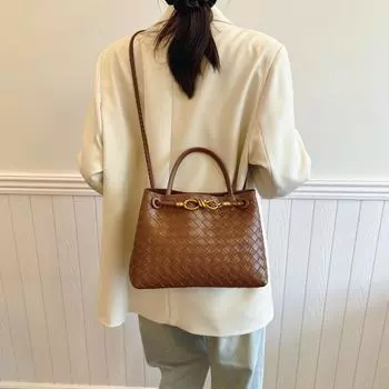 2024 модная сумка большой емкости женская индивидуальность темперамент простая повседневная ретро сумка практичная маленькая квадратная сумка через плечо чёрный