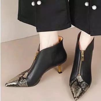 2024 Модная женская обувь Ботильоны женские сапоги Современные модельные сапоги женские разноцветные с острым носком спереди молния на высоком каблуке женские туфли 35 чёрный
