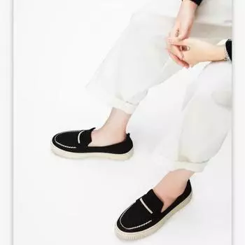 2024 Модные и универсальные новые женские мокасины Повседневная обувь на плоской подошве Женская обувь Одиночные туфли Женские прогулочные нескользящие 36 бежевый