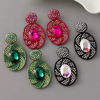 2024 Модные винтажные геометрические овальные серьги-гвоздики для женщин, металлические бриллианты, стиль суда, индивидуальные изящные ювелирные изделия со стразами, подарки красный