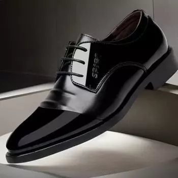 2024 Молодежные мужские туфли с острым носком из блестящей кожи на шнуровке в деловом стиле 40 чёрный