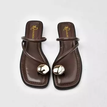 2024 Narrow Band Women Slipper Fashion Metal Decoration Low Heel Slip on Ladies Elegant Slides Casual Outdoor Beach Flip Flop 35 белый