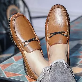 2024 Новая модная мужская обувь Британский стиль Мужская обувь Doudou Тренд Легкая повседневная кожаная обувь Универсальная ленивая обувь 38 чёрный