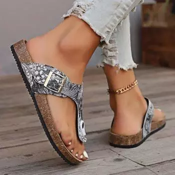 2024 новые шлепанцы пляжная обувь женские тапочки шлепанцы пальцы европейский и американский большой размер пляжные сандалии мода 35 чёрный