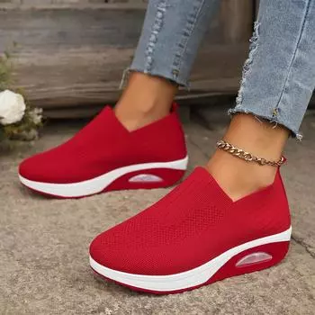 2024 new fly-woven comfortable and breathable rocking shoes non-slip soft-soled mother shoes mesh air cushion sports women s shoes 36 чёрный