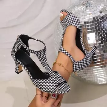 2024 new foreign trade open-toed European and American large-size thousand bird grid fish mouth hollow word with women s high-heeled sandals 34