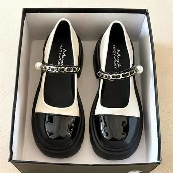 Новый дизайн металлической цепочки 2024 года Туфли Лолита Женские Жемчужные Мэри Джейн Модные Ретро Лоферы Смешанных цветов Женские кожаные туфли 35