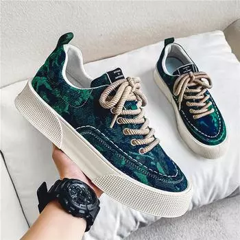 2024 New Popular Thick Sole Printed Men s Sports Shoes, Small and Versatile Design, High Height Casual Skateboarding Shoes 39 темно-зеленого