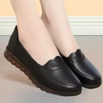 2024 новые однобортные женские кожаные туфли на плоской подошве для женщин среднего и пожилого возраста с мягкой подошвой и мягкой поверхностью на весну и осень 35