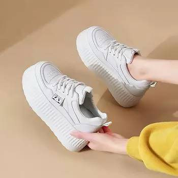 2024 new small white shoes female muffin small height increase thick soled shoes show leg long casual board shoes 38